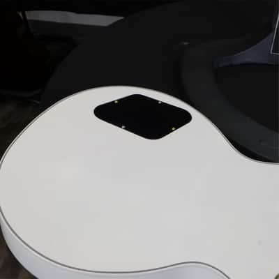 B-Stock Gibson Custom Les Paul Custom - Gloss Alpine White image 8