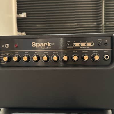Positive Grid Spark 40 40-Watt 2x4" Modeling Guitar Combo, uLooper, Sparkcontrol foot switch, Spark bag image 19