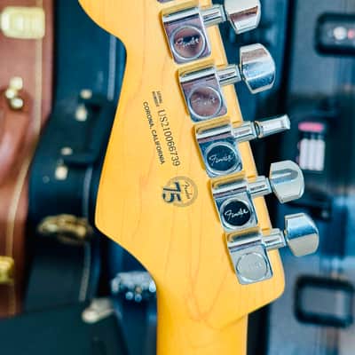Fender Stratocaster 2021 - 3 Color Sunburst image 4