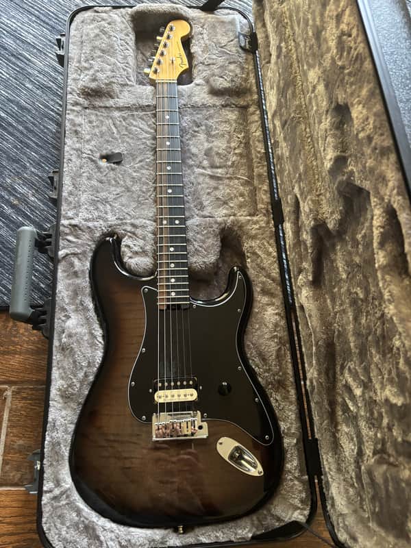 American Fender Stratocaster Elite Limited Edition