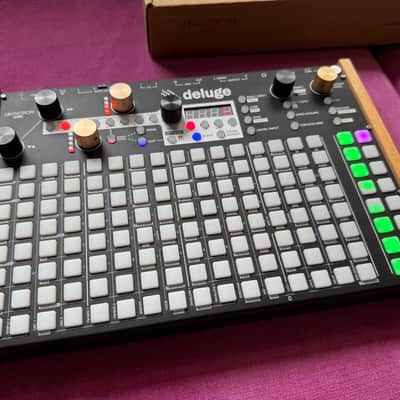 Synthstrom Audible Deluge + 256GB SD Card + DeckSaver + Carry Bag - 64-Voice Desktop Synthesizer with Numeric Display 2016 - 2022 - Black image 9