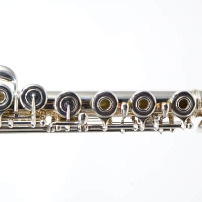 Yamaha Model YFL-462H Intermediate Flute SN K34319 EXCELLENT image 18