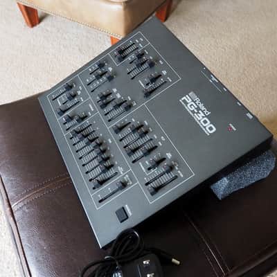 Roland PG-300 - Programmer for Alpha Juno 1 & 2, MKS-50 - Perfect Working image 5