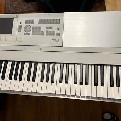 Korg M3 88 2010s - Gray