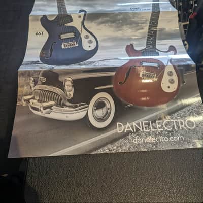Danelectro The 66BT Baritone with Tremolo 2018 - Three Tone Sunburst image 8