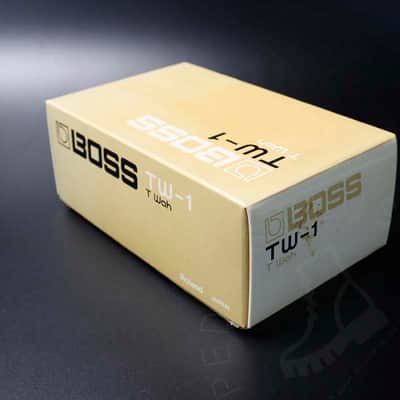 Boss TW-1 T Wah (Black Label) 1983 w/ original box image 14
