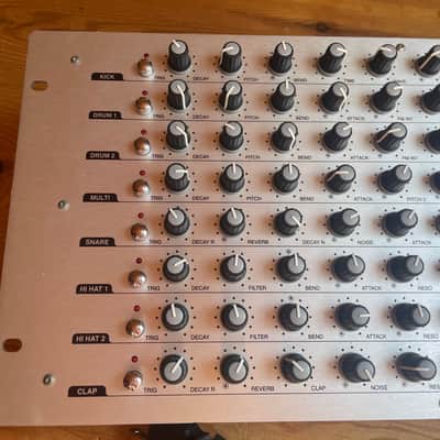 Vermona DRM1 MKIII Analog Drum Machine 2000s - Silver image 4