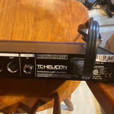 TC HELICON VOICEWORKS  HARMONY, CORRECTION AND EFFECTS RACK UNIT image 8
