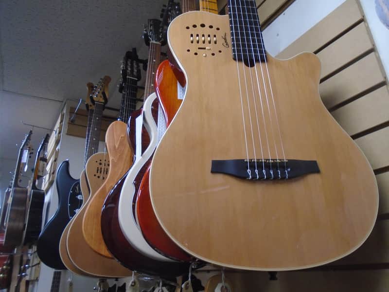 Godin Multiac Grand Concert Deluxe Sf w/bag image 1
