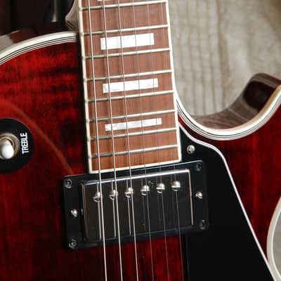 Gibson Les Paul Classic Custom Wine Red Electric Guitar 2012 Pre-Owned image 5