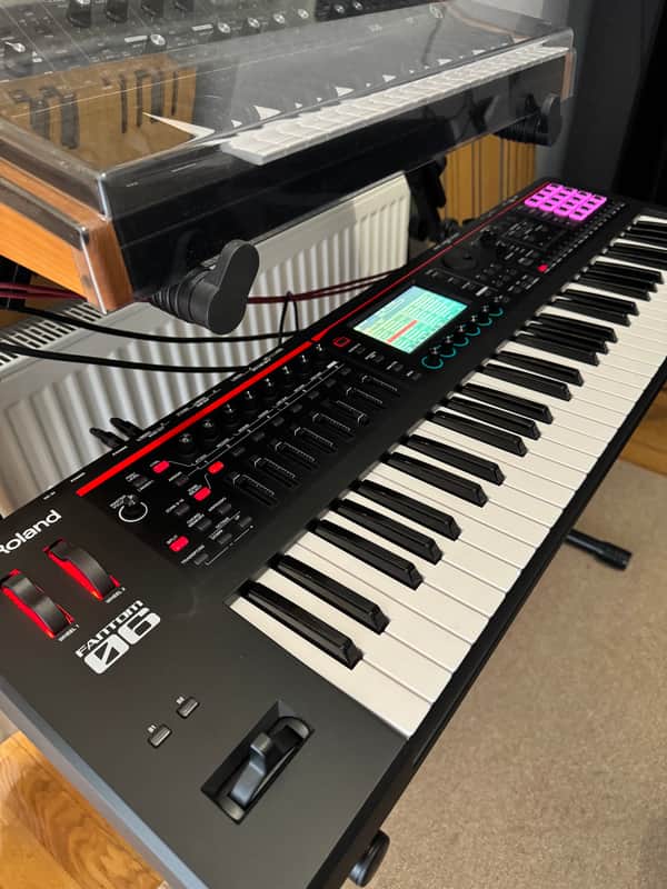 Roland FANTOM-06 61-Key Workstation image 1