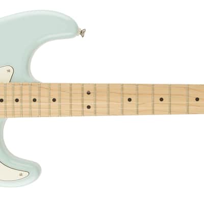 Squier Deluxe Stratocaster Daphne Blue image 2