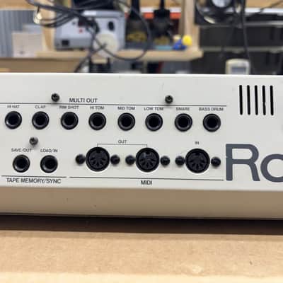 Roland TR-909 110v Rhythm Composer Analog Vintage Drum Machine TR909 image 15