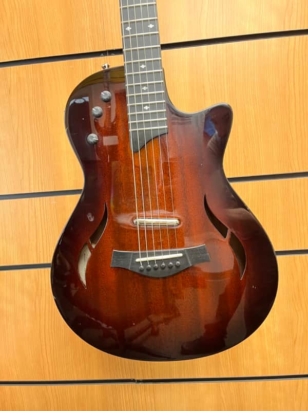 Taylor T5z Deluxe image 1