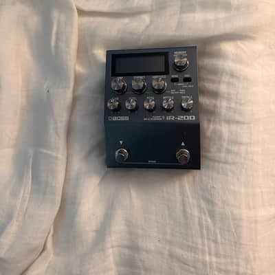 Boss IR-200 Amp and IR Cabinet 2021 - Present - Silver image 1
