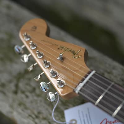 Fender Limited Edition Vintera® II '60s Stratocaster® - Fiesta Red image 9