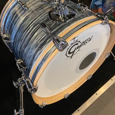 Gretsch RN2-R643 Renown 9x13 / 16x16 / 18x20" 3pc Shell Pack - Silver Oyster Pearl image 5