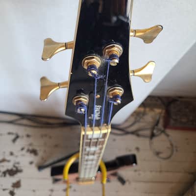 Ibanez ICB200-BS Standard Iceman Bass 2004 - 2008 - Brown Sunburst image 7