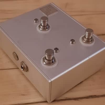 Road Rage Pro Gear 2 Way Stereo Switch Effects Loop Stomp Box image 10
