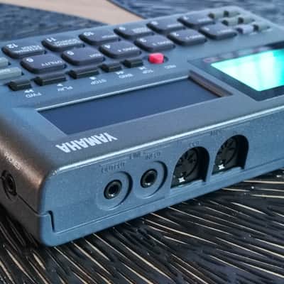 Yamaha SU10 image 11