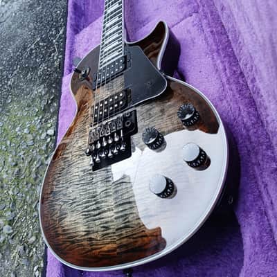 Clip Les Paul style 24 Flat Custom FR Black Flame Red Burst Gloss image 7