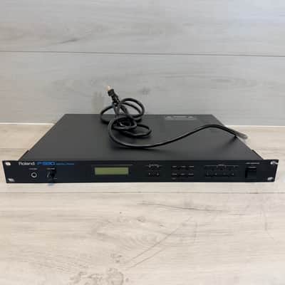Roland P-330 Digital Piano Sound Module – Rackmount Piano Synthesizer