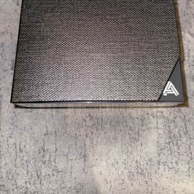 Audeze LCD-i4 Planar In-Ear Headphones (Mint Condition) + Cipher Lightning + Bluetooth Module + Extras (Full Kit) image 3