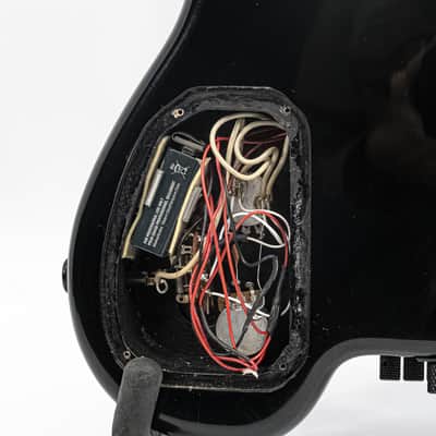 1989 Steinberger GM4TA Flagship Guitar — Newburgh, NY — Black w/ White Binding image 9