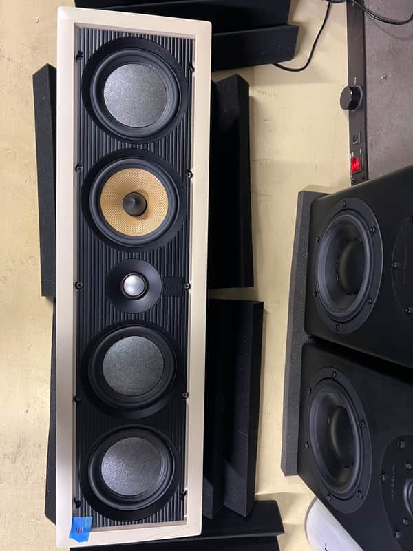 Bowers & Wilkins CWM LCR7 Speaker #5 image 1