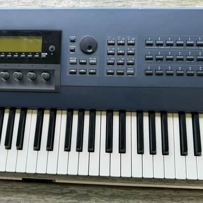 Yamaha EX5 Realtime Control Synthesizer 1998 - Blue image 8