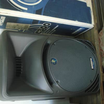 Mackie 406M Powered Mixer+C300 Speakers & Owner's Manuals--Mint Condition! image 2