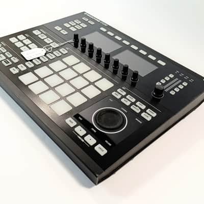 Native Instruments Maschine Studio (Warranty) image 3