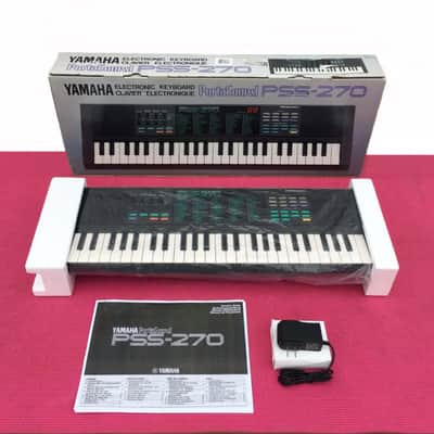 Yamaha PSS-270 Vintage FM Synthesizer Keyboard In Open Box