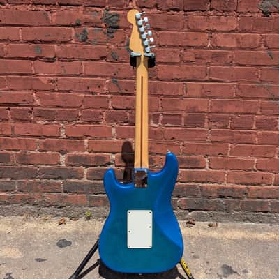 1994 Fender Stratocaster Plus Deluxe Blue Burst image 8