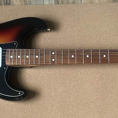2006 Fender Stevie Ray Vaughan Stratocaster SRV Pau Ferro Fretboard Three-Color Sunburst image 3