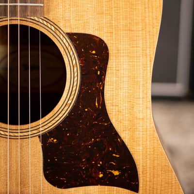 Taylor Academy 10e Dreadnought Acoustic/Electric Guitar with Gig Bag image 12