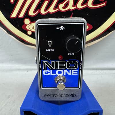 Electro-Harmonix Neo Clone Chorus Pedal image 2