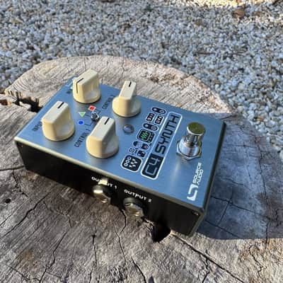 Source Audio C4 Synth mid 2000s - Metal blue face image 7