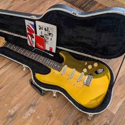 1993 Fender Stratocaster 40th Anniversary Aluminum Anodized Gold Body Limited Edition RARE! image 1