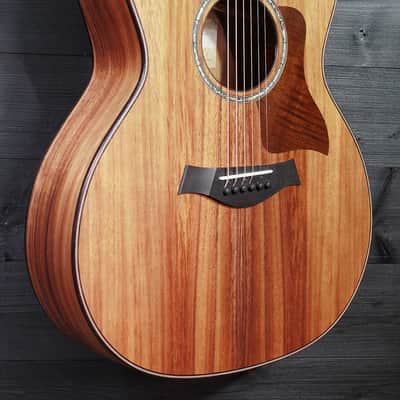 724ce Grand Auditorium / V-class Acoustic-Electric Guitar - Natural Hawaiian Koa image 16