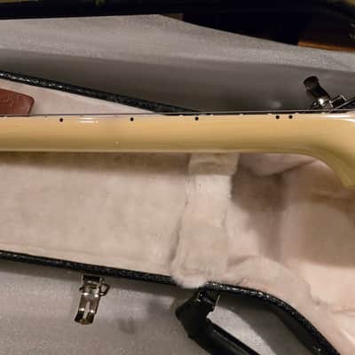 Gibson Les Paul Custom Classic Maple Top with Maple Fretboard 2012 - 2013 - Alpine White image 10