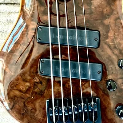 Roscoe LG3005 - Burled Walnut top Gloss image 3