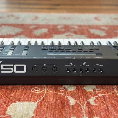 YAMAHA V50 4-Operator Digital FM Synthesizer Workstation image 7