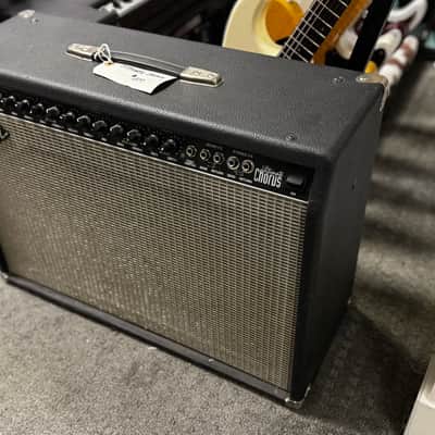 Fender Ultimate Chorus 2x12” Stereo Combo Amp – 2x65W Solid State Powerhouse! image 2