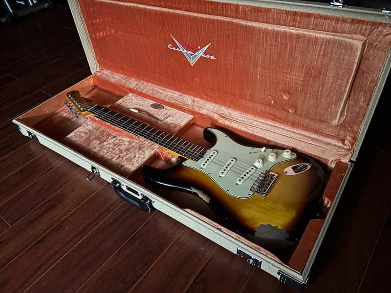 Fender Custom Shop '61 Reissue Stratocaster Relic | Reverb Canada