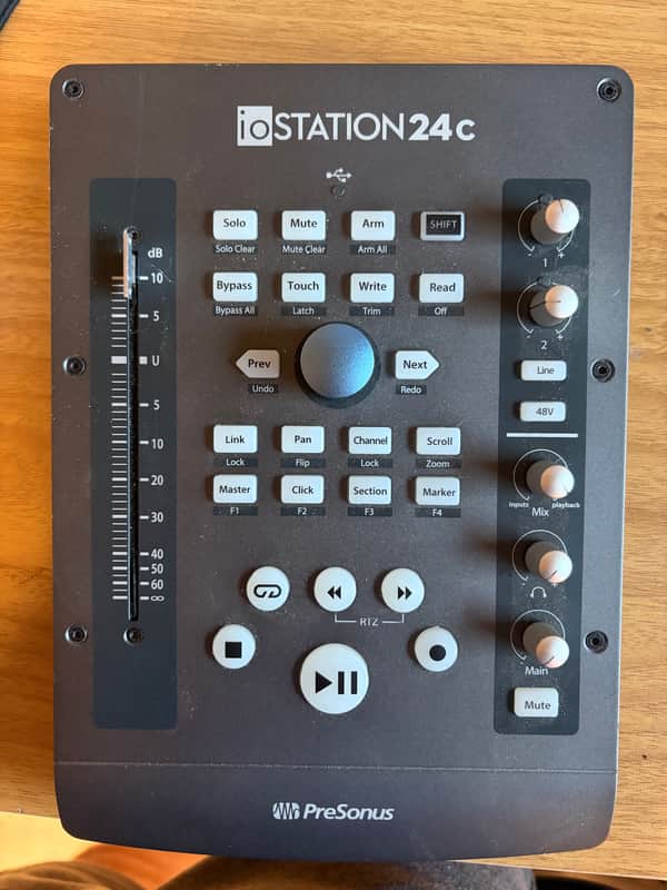 PreSonus ioStation 24c USB-C Audio Interface and DAW Controller 2020 - Present - Gray image 1