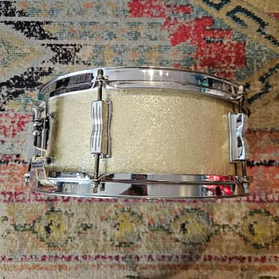 Ludwig Pioneer 14x5" 3-ply Snare Drum in Silver Sparkle - 1960s - No Badge or Vent Hole image 5
