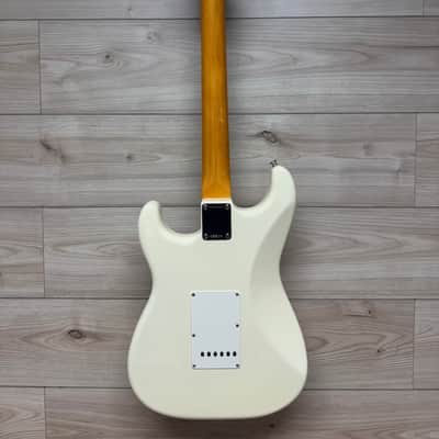 Fender American Vintage II 1961 Stratocaster Electric Guitar, Olympic White image 11