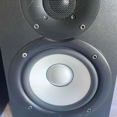 Yamaha HS5 5" Powered Studio Monitor (Pair) 2015 - Present - Black image 5