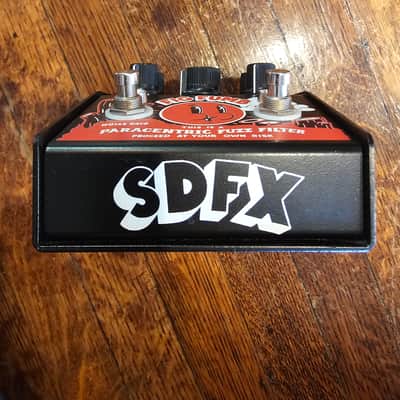 Stone Deaf Fig Fumb Paracentric Fuzz Pedal - Limited Edition Black image 3